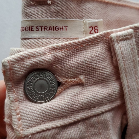 NWT LEVI PREMIUM WEDGIE STRAIGHT JEANS - Picture 6 of 8